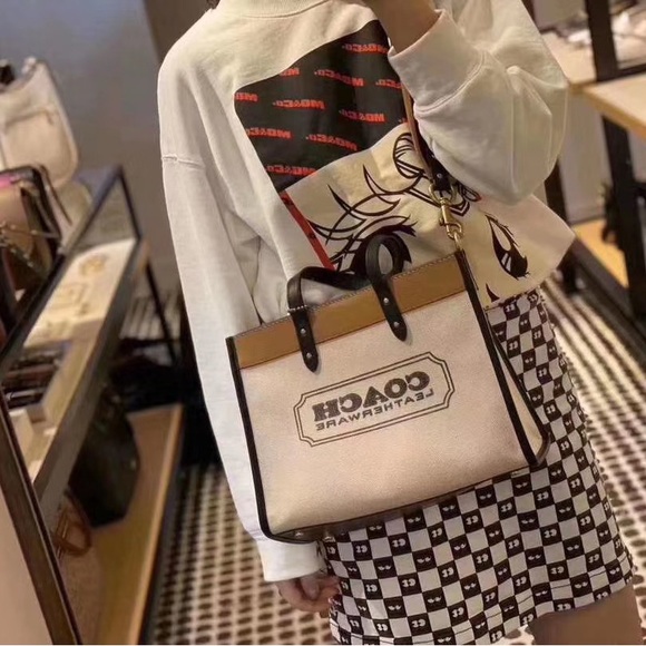 Coach limited edition Field 30 Tote - Picture 7 of 9